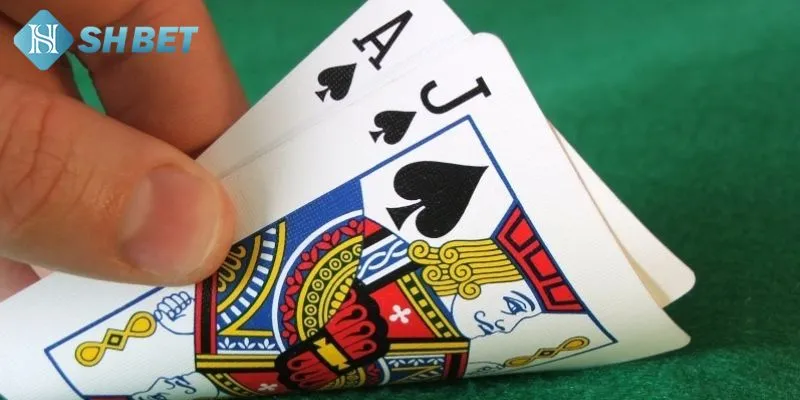 Các tựa game đánh bài online với tiền mặt đình đám nhất thị trường